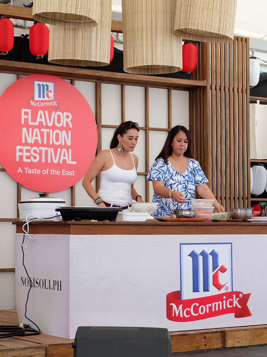 Michelle Aventajado and Sabrina Go of Mothers Who Brunch at the McCormick Flavor Nation Festival